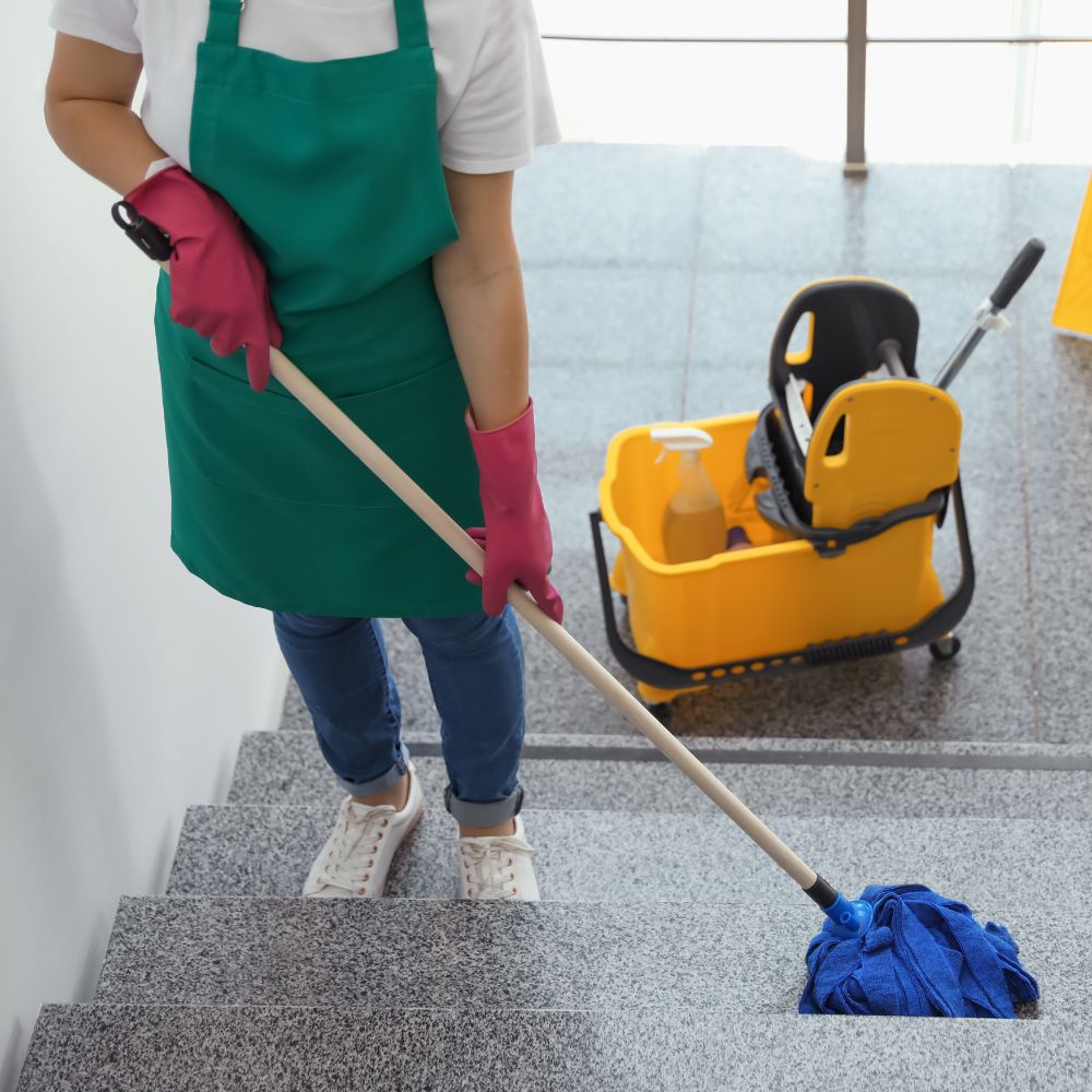 Treppenhausreinigung für Wohn- und Geschäftshäuser